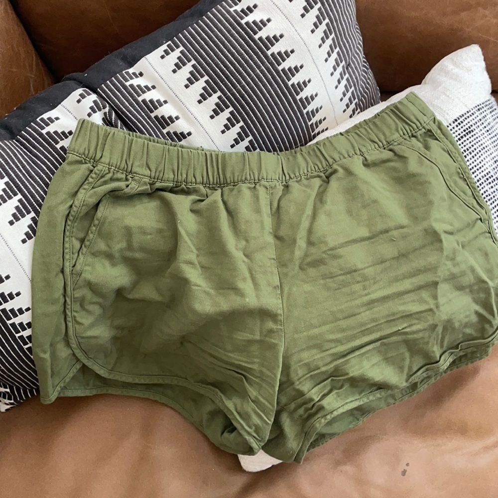 Madewell olive shorts